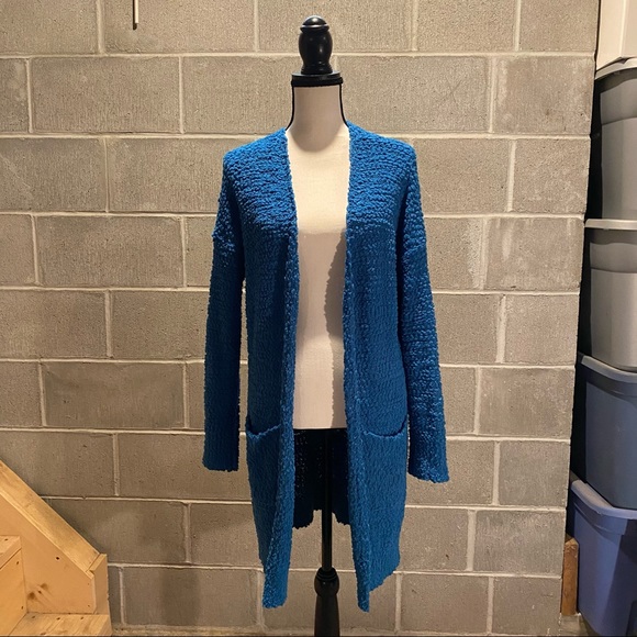 Merokeety Sweaters - Merokeety cardigan sweater.